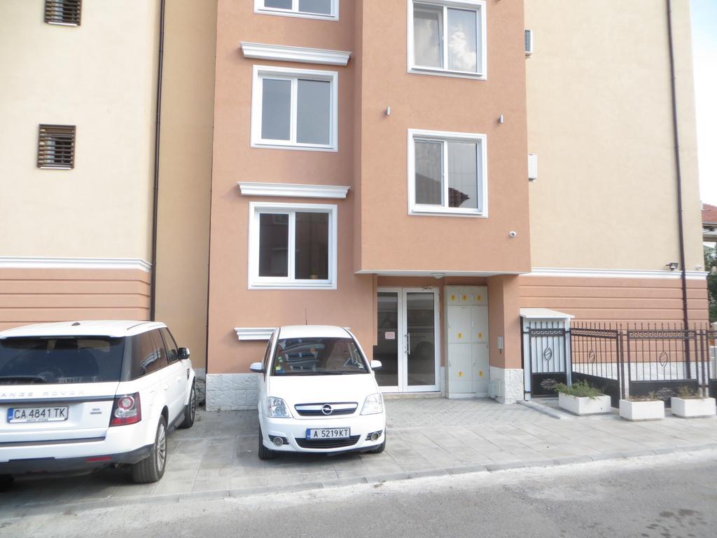 Emona Apartment Бургас Экстерьер фото