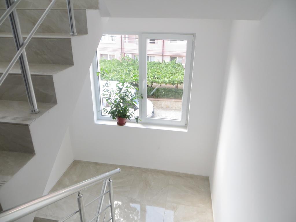 Emona Apartment Бургас Экстерьер фото