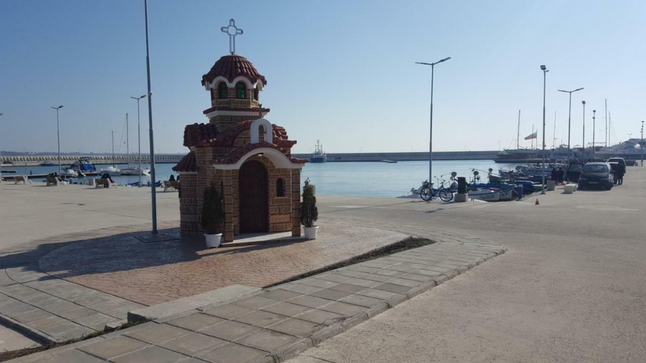 Emona Apartment Бургас Экстерьер фото